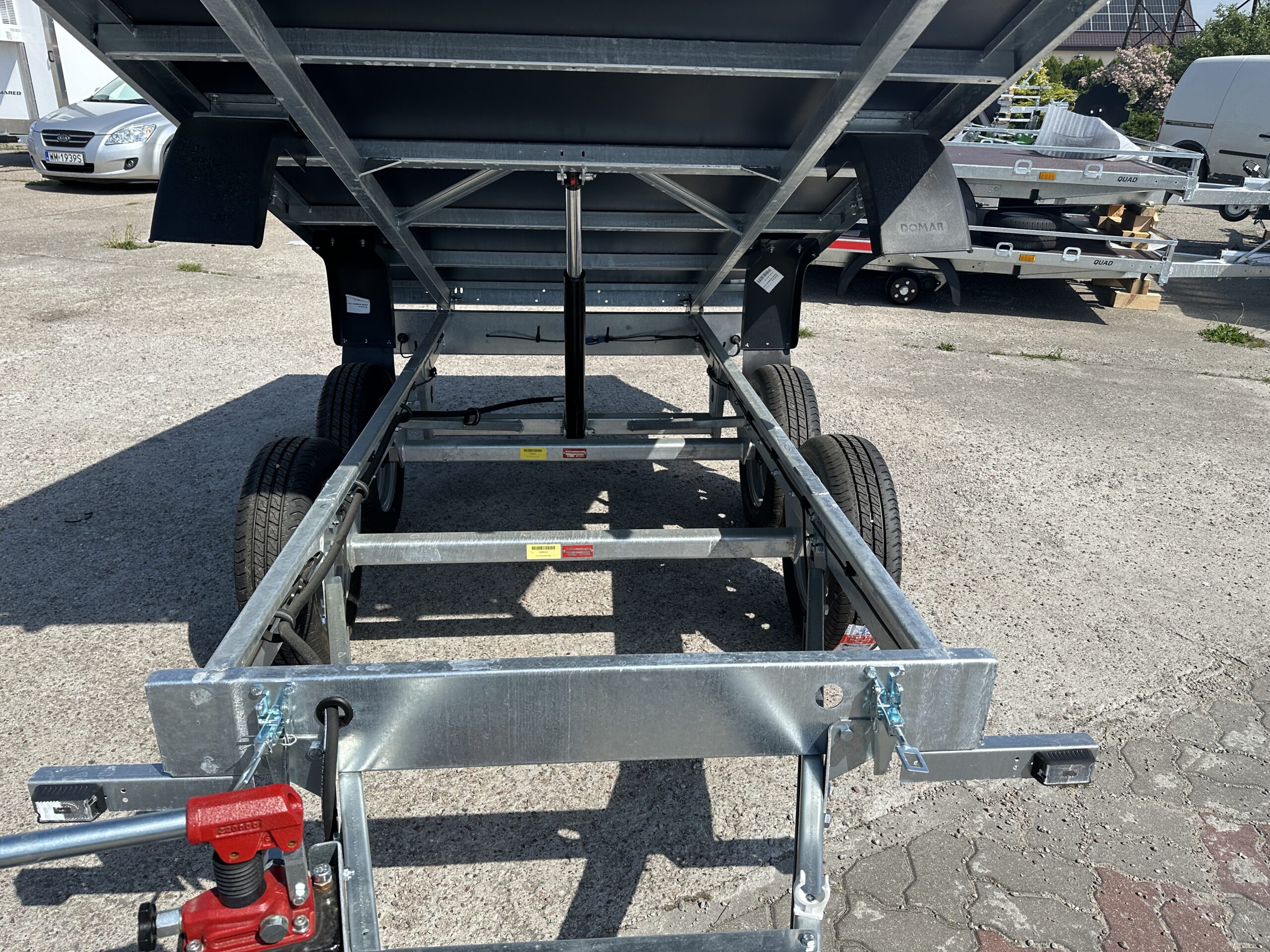 Remorque benne basculante à deux essieux Tipper 2515 : 750 kg – Image 3
