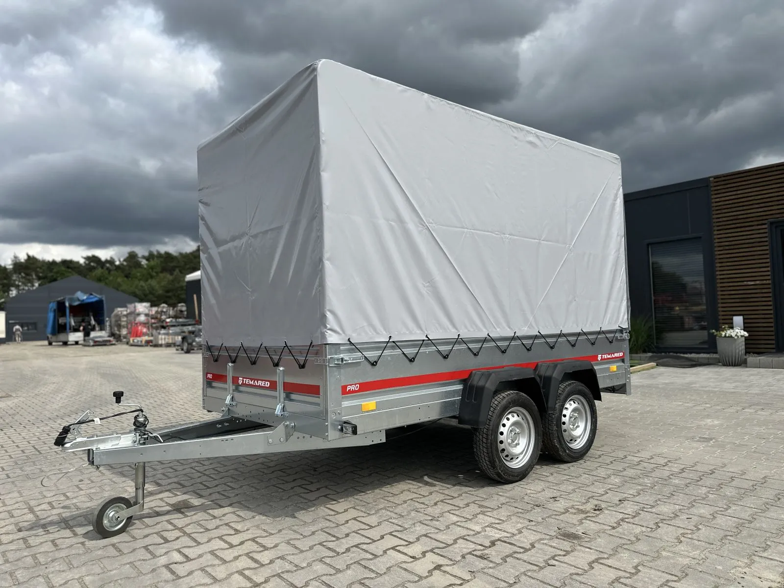 Remorque voiture 300×150 deux essieux avec bâche